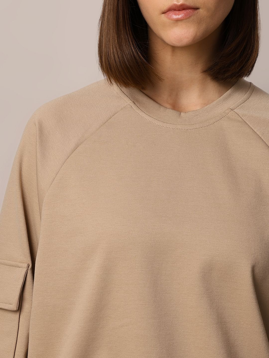 Beige O Neck Sweatshirt - Image 4