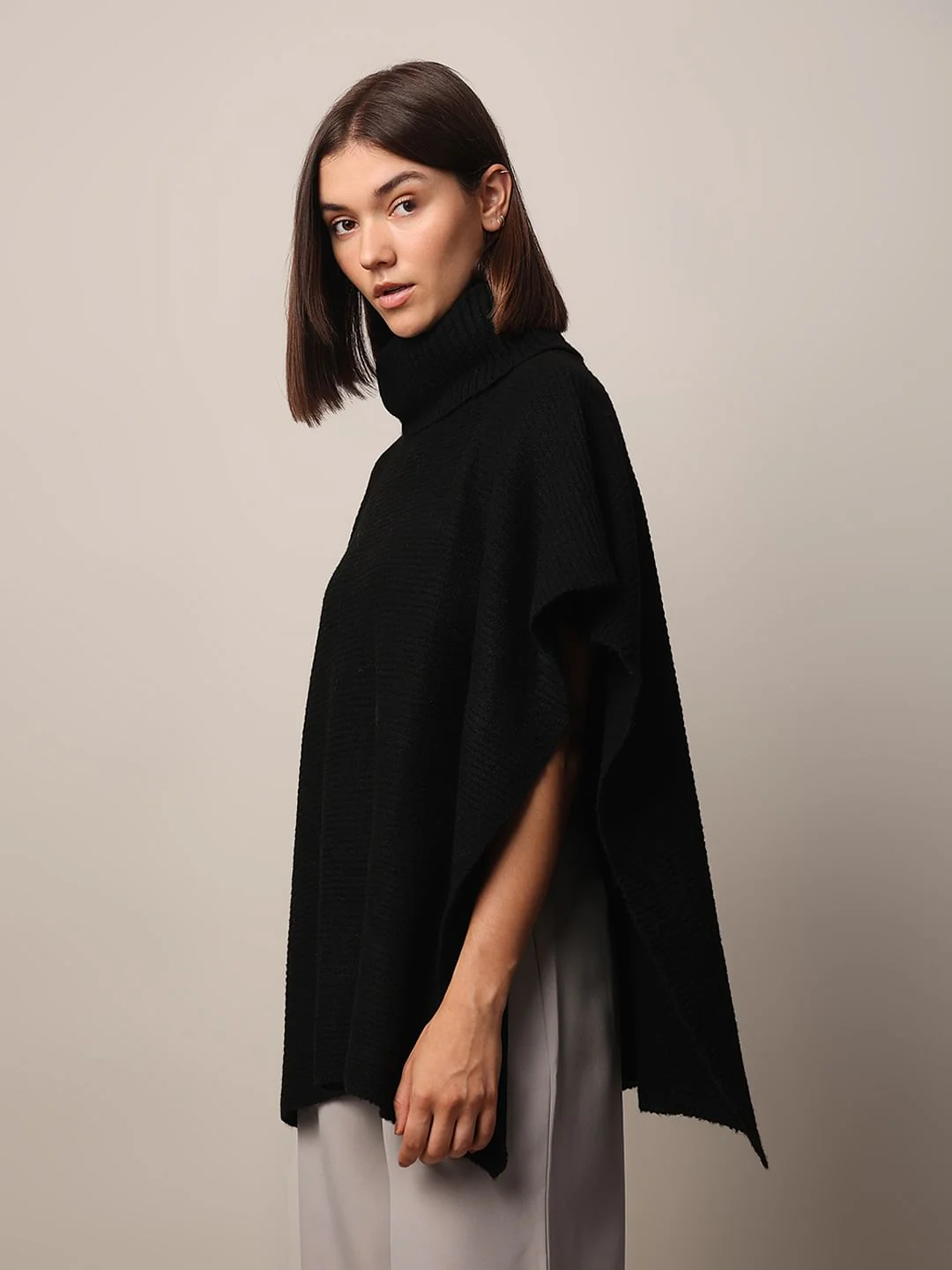 Black Fine Knit Poncho - Image 5
