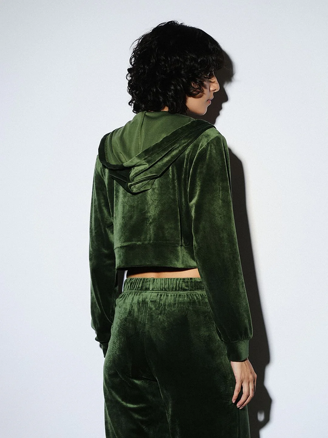 Green Cropped Velour Co-Ord Set Sweatshirt - Image 6