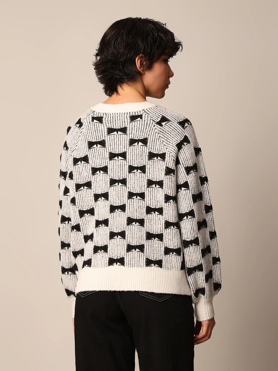 White Bow Detail Jacquard Pullover - Image 6