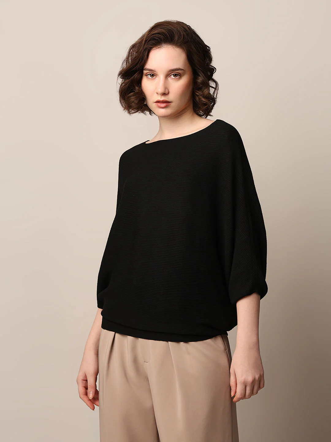 Black Batwing Sleeves Pullover - Image 3