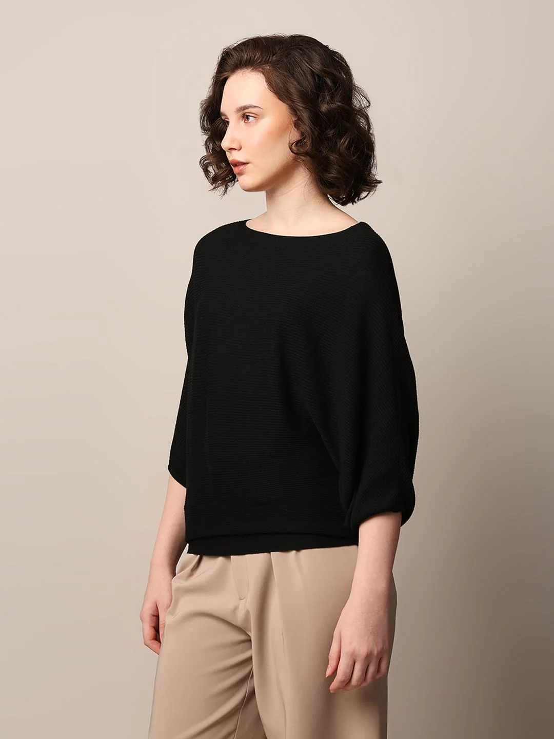 Black Batwing Sleeves Pullover - Image 5