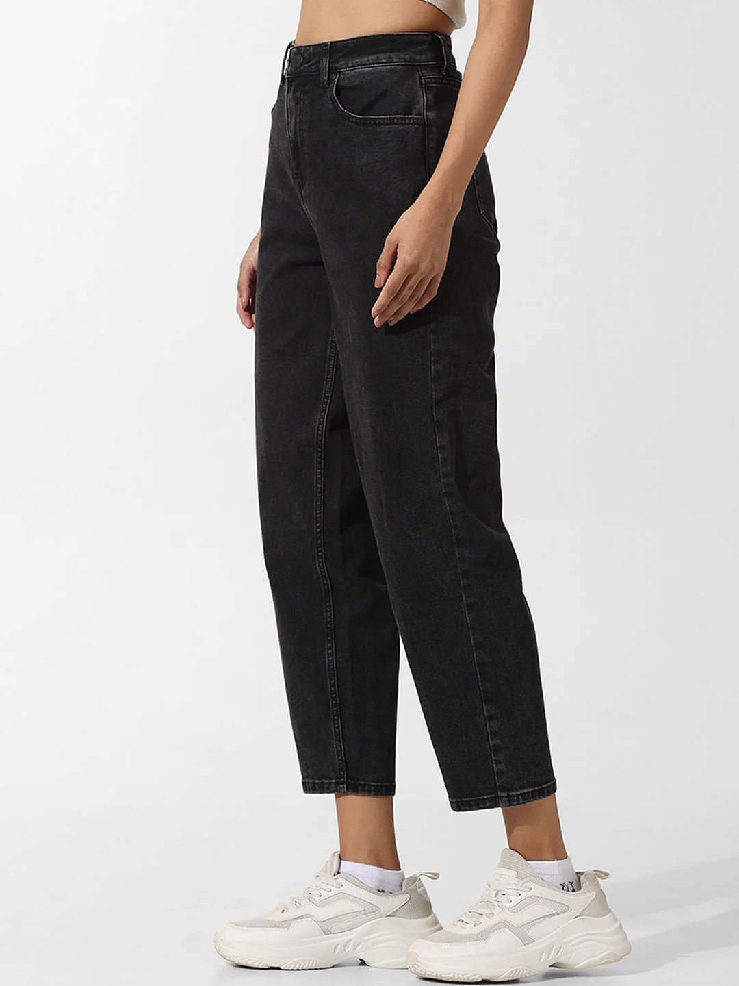 Black High Rise Straight Fit Jeans - Image 4