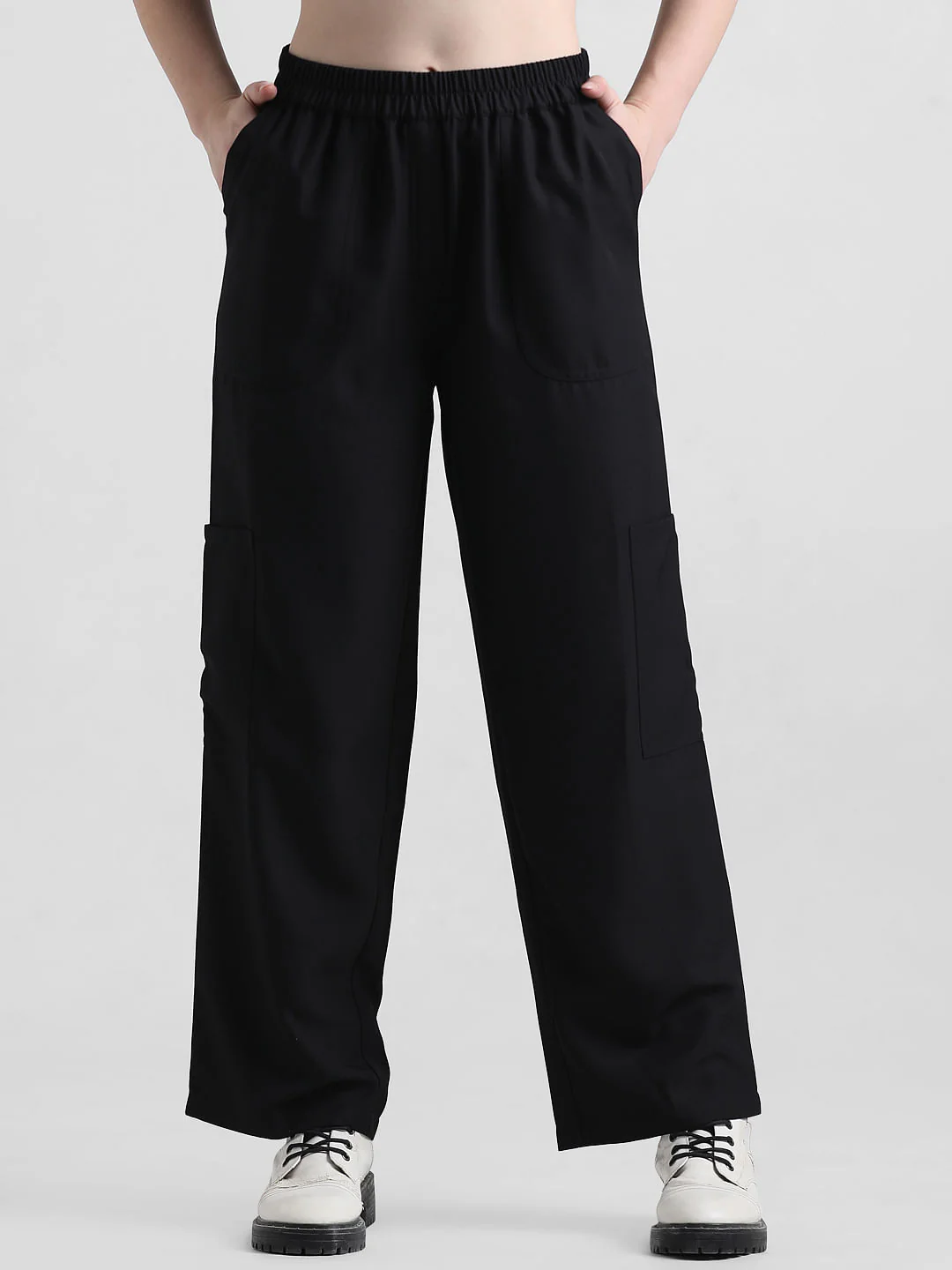 Black Mid Rise Relax Fit Parallel Pants - Image 2