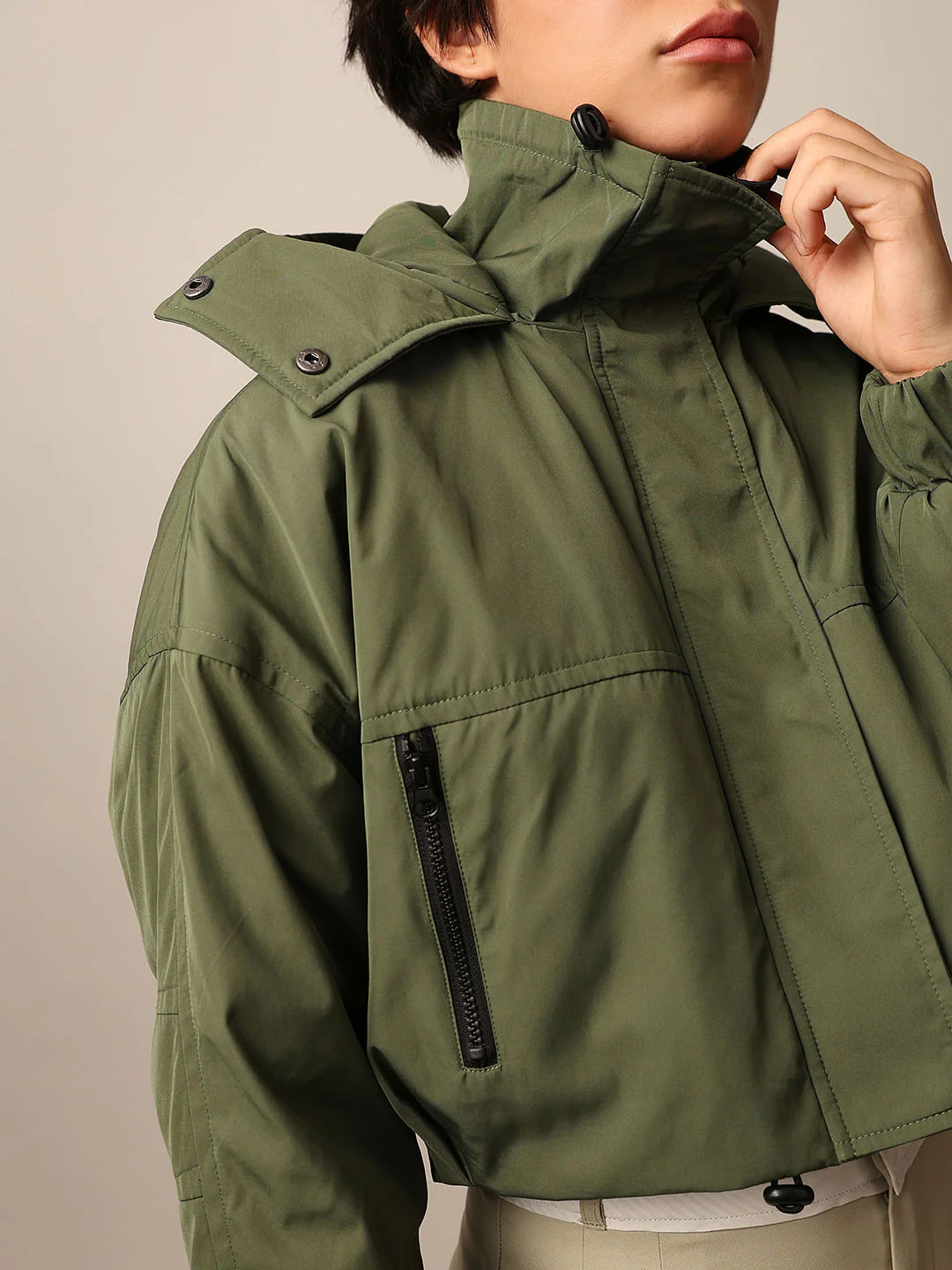 Dark Green Cropped Hooded Puffer Jacket - Image 4