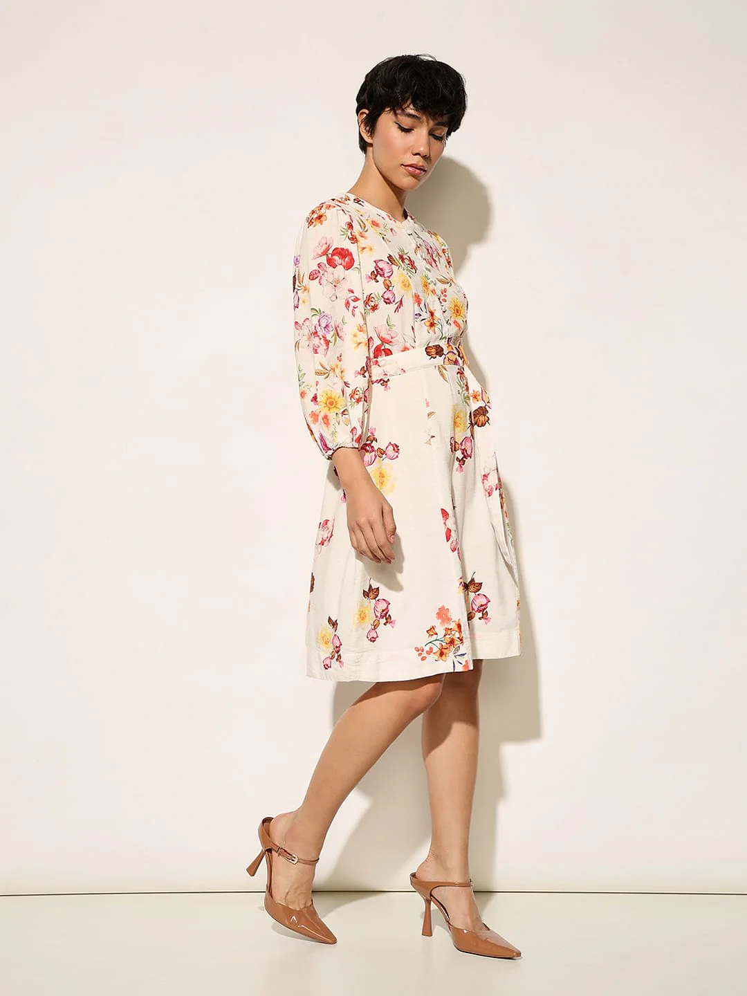 White Floral Belted Dress - Image 5