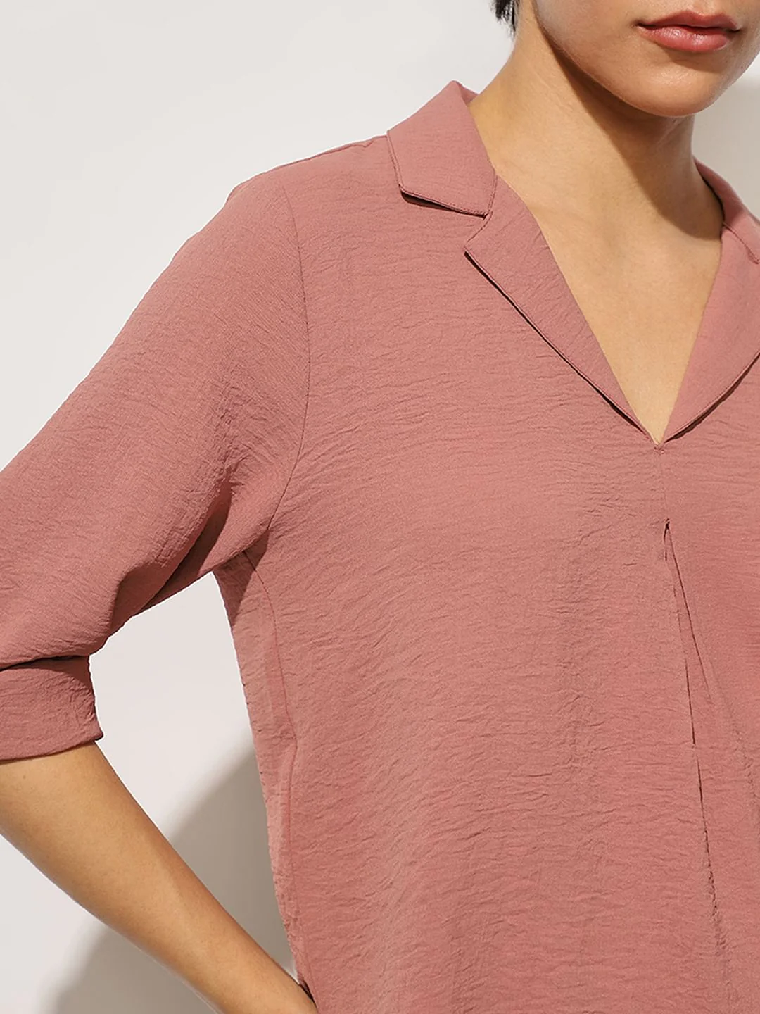 Pink Textured Resort Collar Top - Image 4