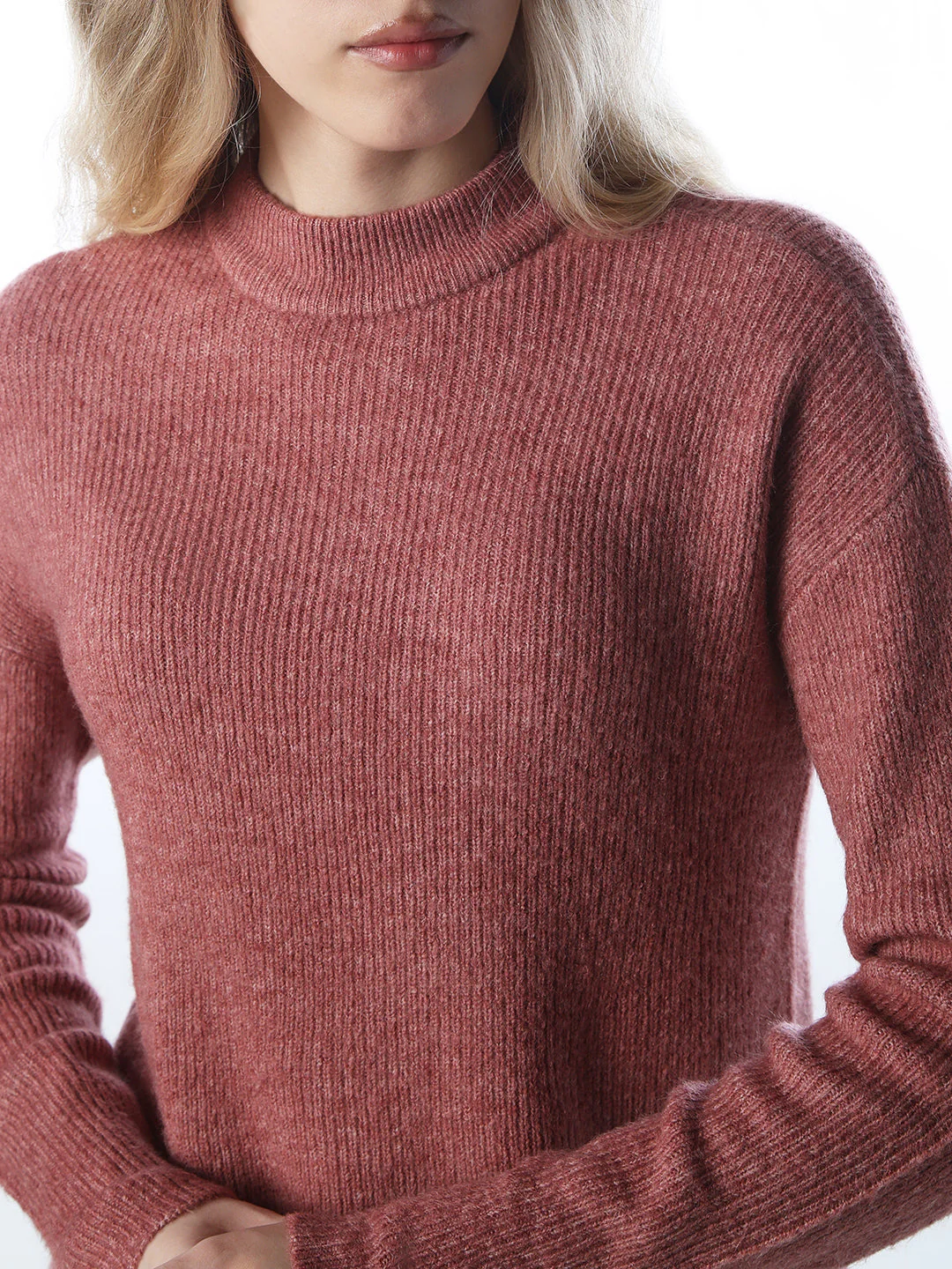 Cable-Knit O-Neck Pullover - Brown - Image 4