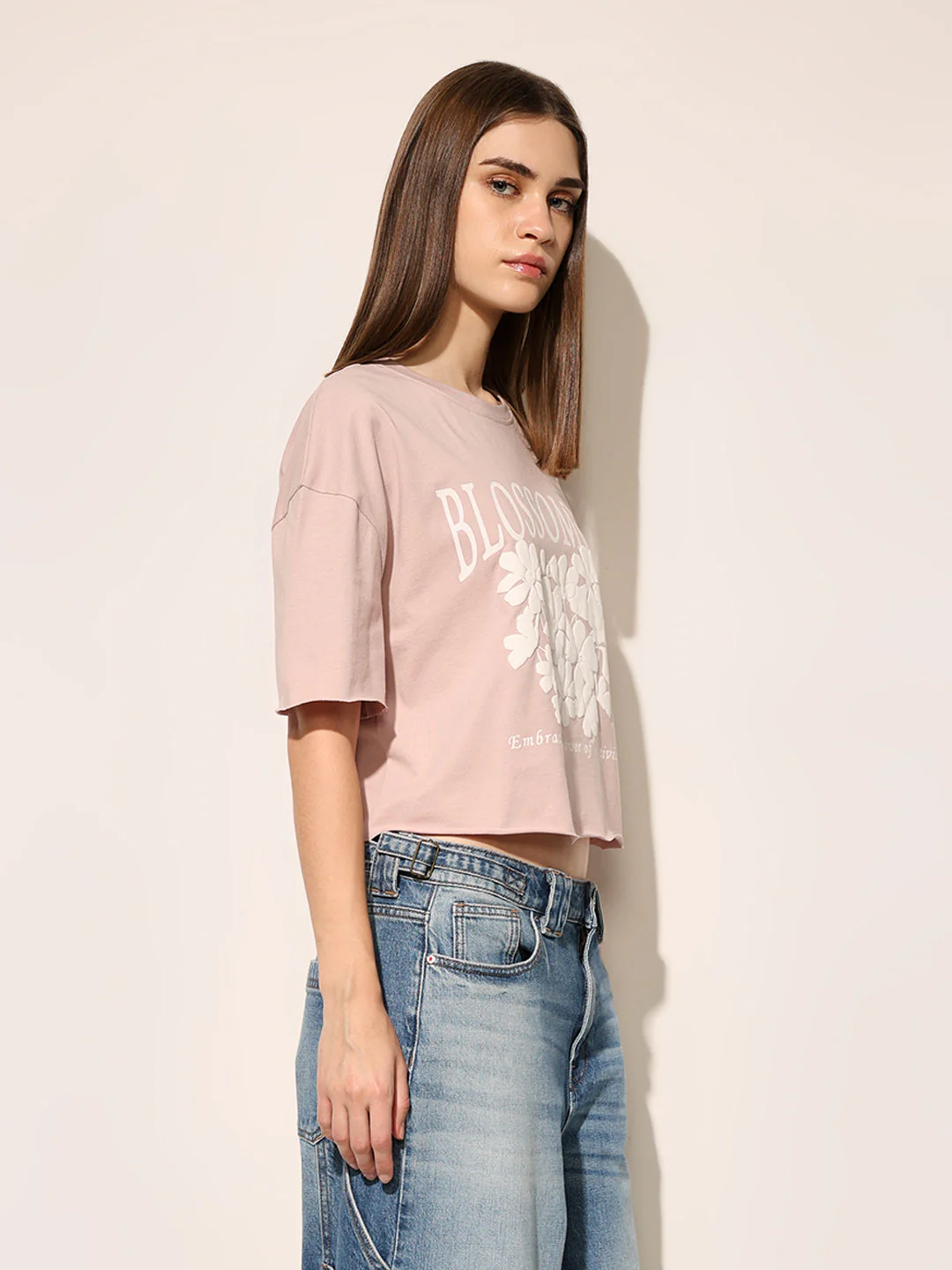 Beige Floral Motif Detail T-shirt - Image 5