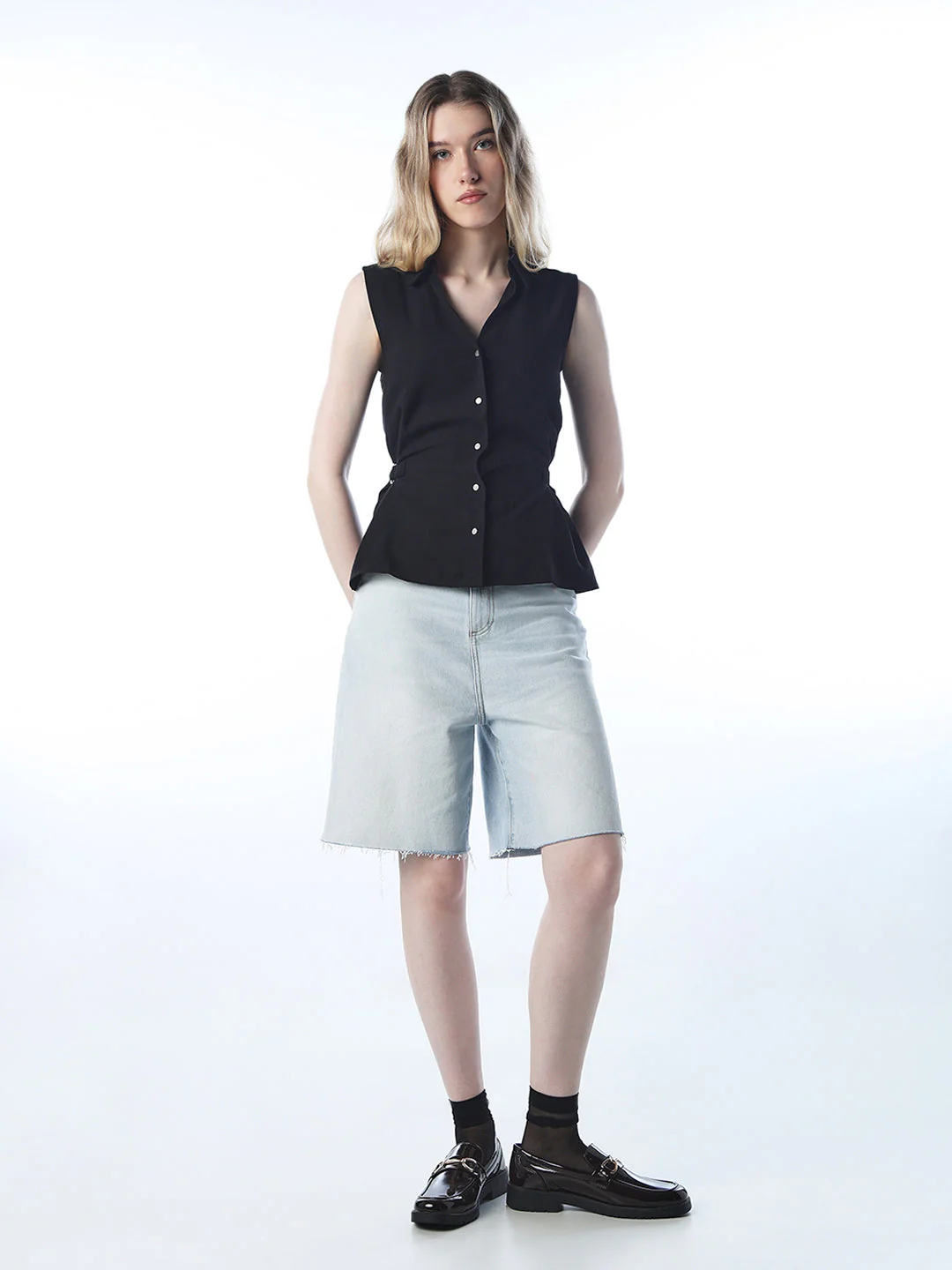Buckle Detail Sleeveless Shirt - Image 3