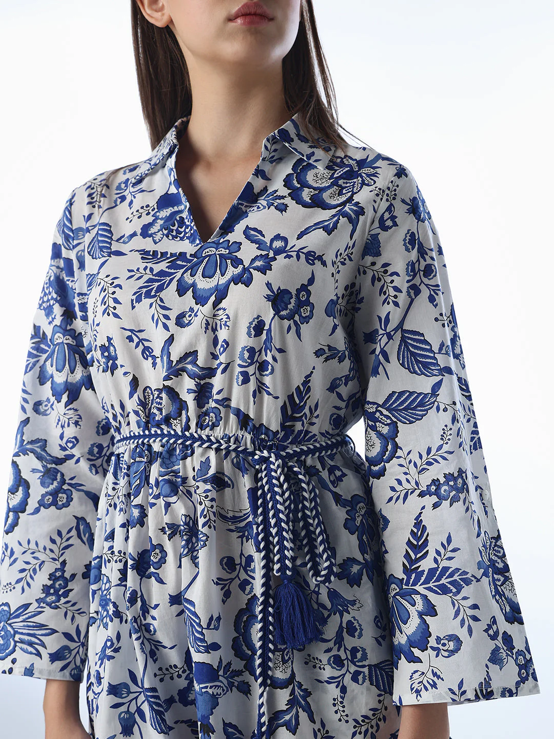 Light Blue Floral Fit & Flare Dress - Image 4